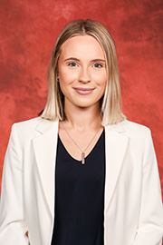 Annika G Milligan
